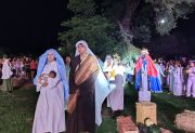 Más de cien actores le dieron vida a la representación del pesebre en Fernández
