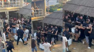 Violento incidente entre jóvenes y policías a la salida de un boliche en Villa Atamisqui