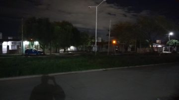 FOTOS: Vecinos del barrio Mama Antula reclaman iluminación y mayor seguridad