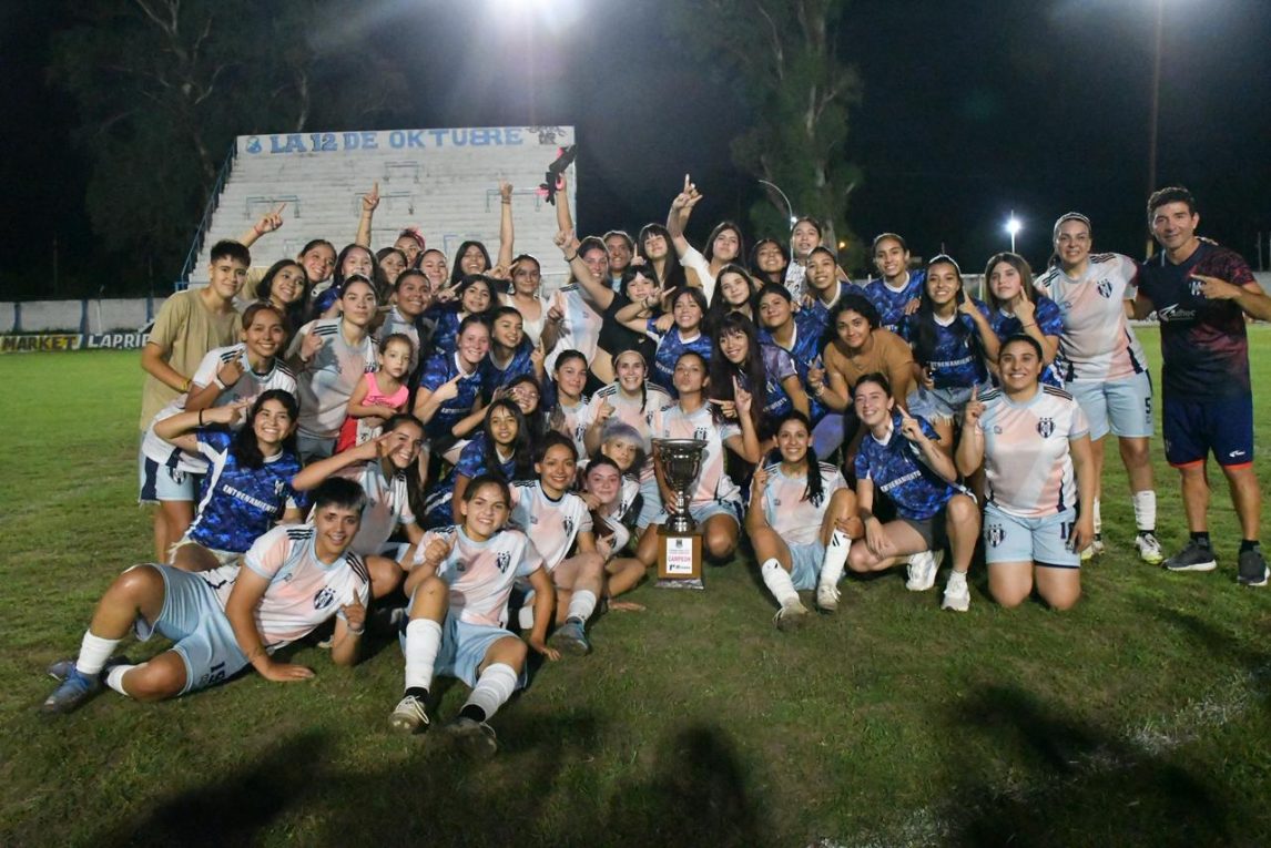 FOTOS. Sarmiento se consagró campeón en el fútbol femenino de la Liga Santiagueña