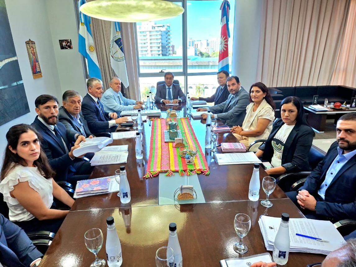 Silva Neder recibió al ministro Atilio Chara en el marco del presupuesto 2026