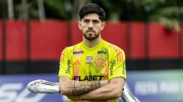 Rossi y una final para el olvido: errores decisivos y un gol insólito ante PSG