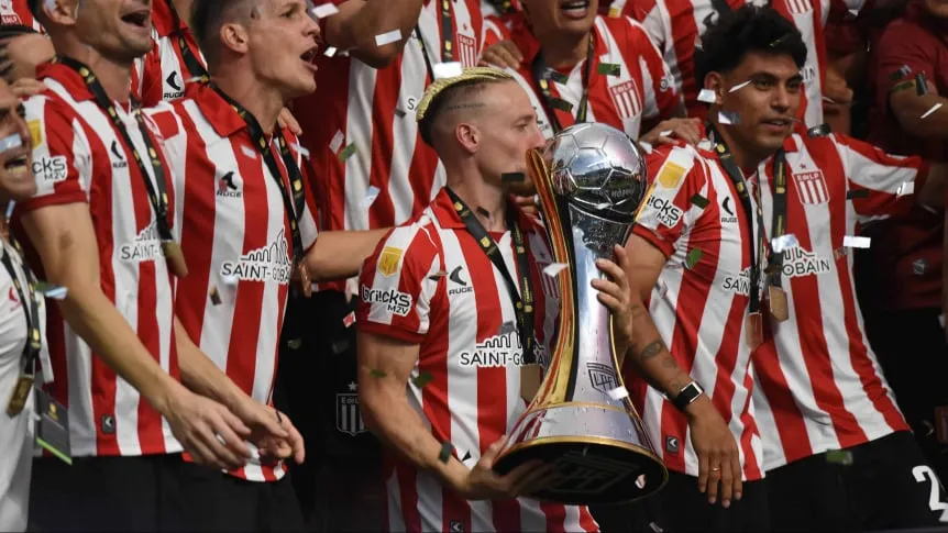 El Trofeo de Campeones le abrió a Estudiantes el camino a tres nuevas finales
