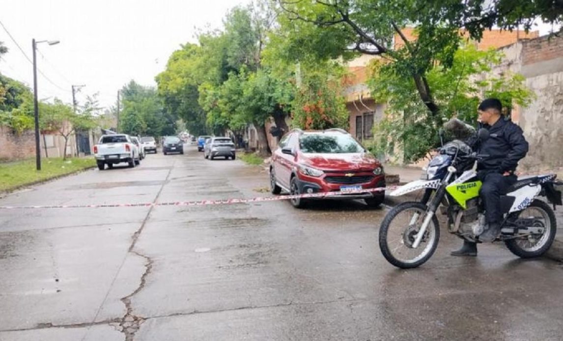 Un adolescente de 15 años asesinó a un niño huérfano de 10 años