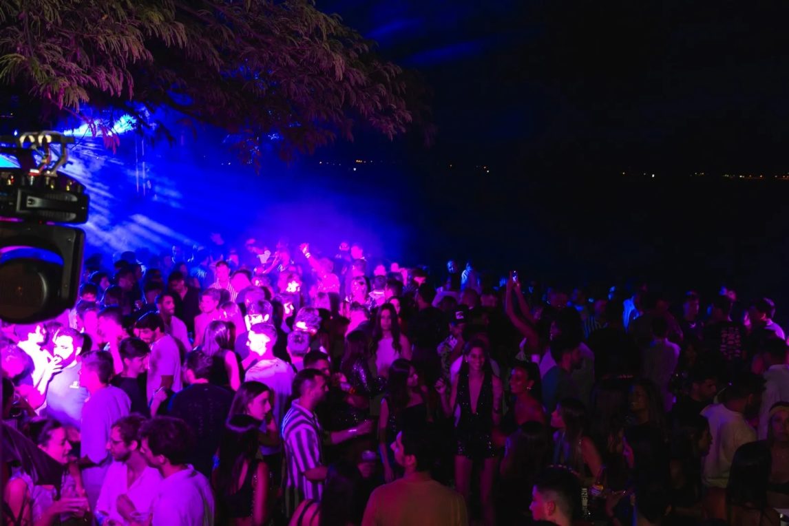 Polémica por el precio de las entradas para un baile de fin de año: “no es para secos…”