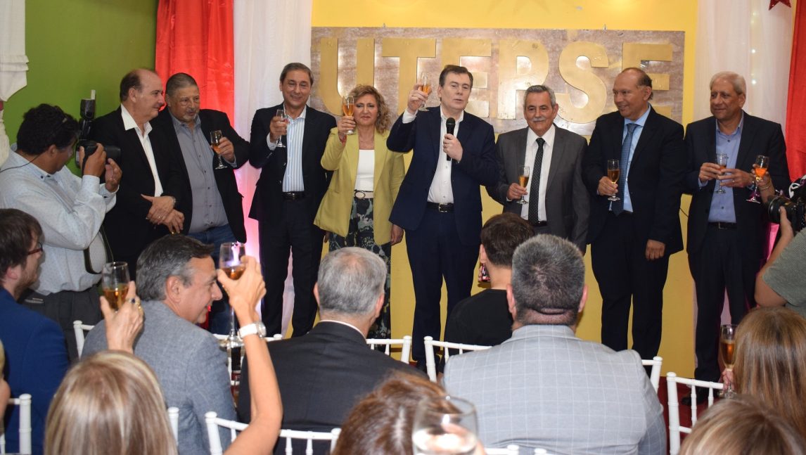 Zamora participó del brindis por el Día del Empleado Público Provincial en UTEPSE