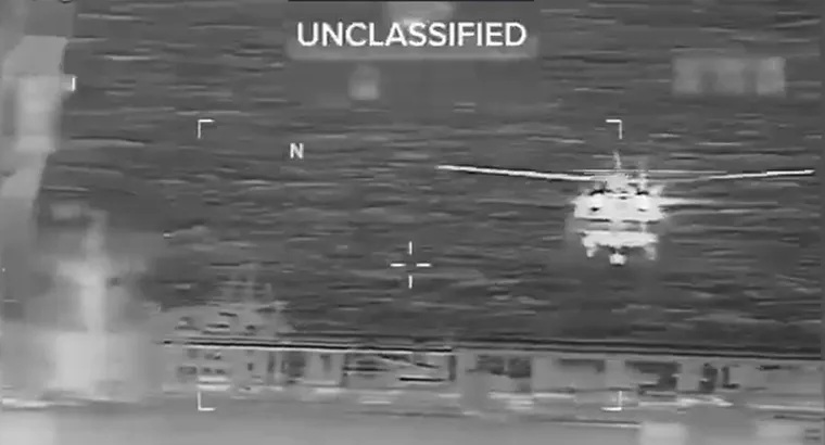 Estados Unidos interceptó un buque petrolero cerca de Venezuela y exhibió las imágenes