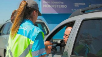 Cuánto es el máximo permitido de alcohol en sangre y qué pasa si me retienen el auto en un control