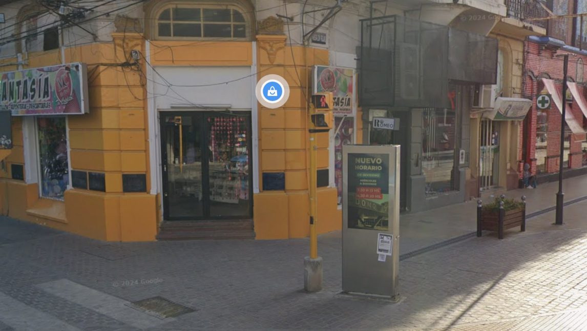 Delincuentes violentaron un cotillón céntrico y se robaron hasta los chocolates