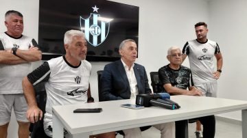 Omar De Felippe se despidió de Central Córdoba: “Quizás es un hasta luego”