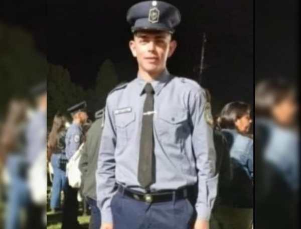 Agente de Policía recién egresado se encuentra grave, tras ser impactado por un rayo