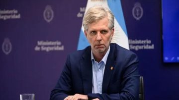 El Gobierno nacional desplazó a Neiffert de la SIDE y designó a Auguadra