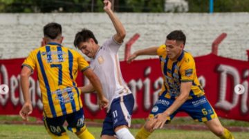 Video: escandaloso final en Tucumán por el Regional Amateur con agresión a la terna arbitral