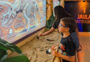 “Mundo Jurásico”, la muestra inmersiva para aprender sobre dinosaurios ya se puede visitar en el CCB