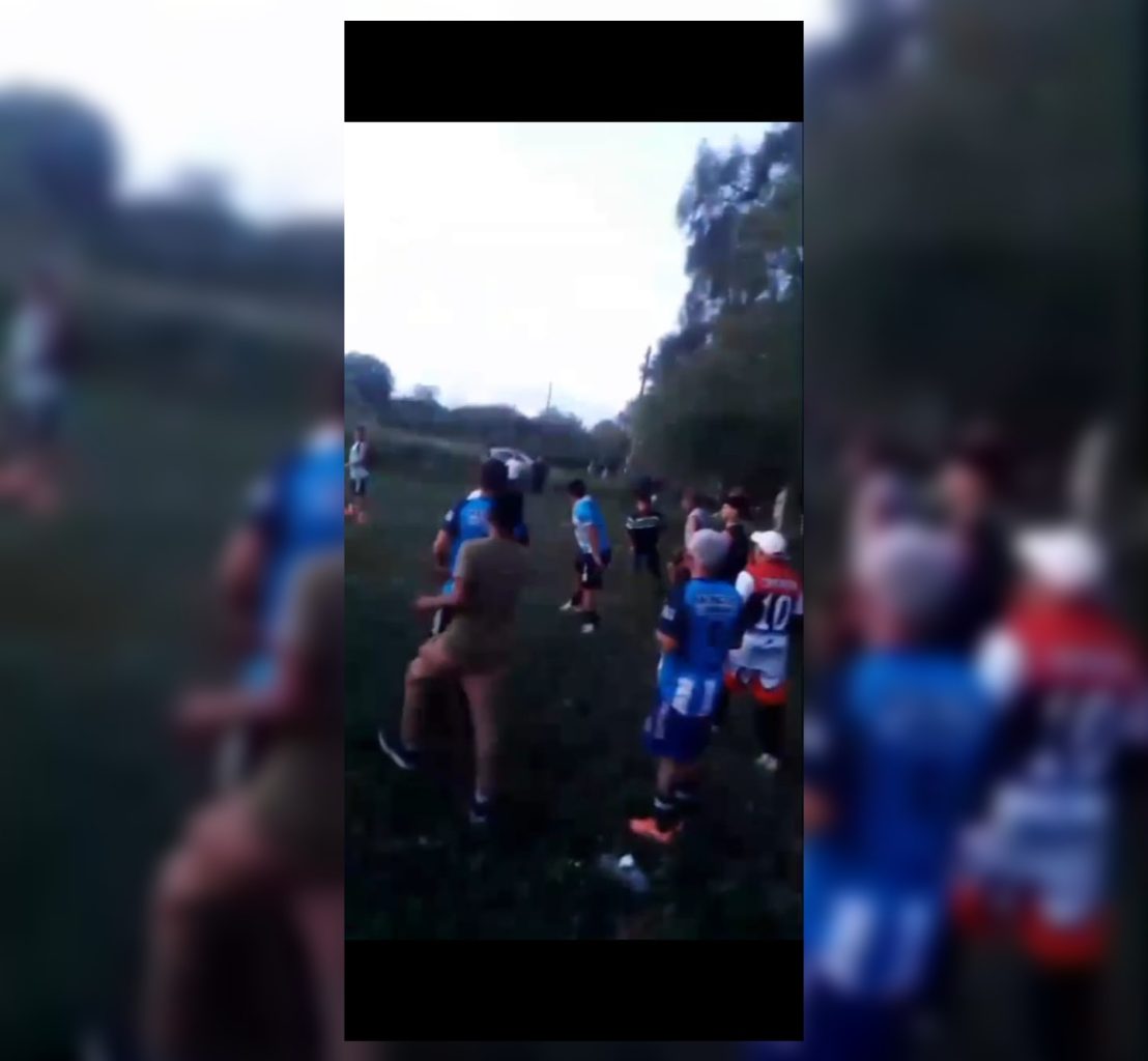 VIDEO | La Banda: suspendieron un partido de fútbol amateur por graves enfrentamientos