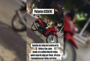 Le robaron la moto de la vereda de la casa de sus suegros y pide ayuda para encontrarla