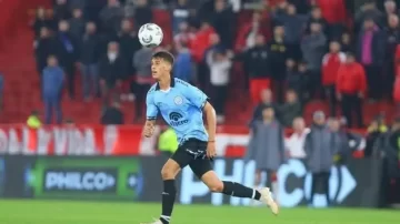 Lucas Bernabéu, refuerzo de Central Córdoba con raíces históricas en Belgrano