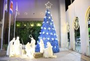 La capital santiagueña encenderá la iluminación ornamental de fin de año y el árbol de Navidad ecológico este lunes