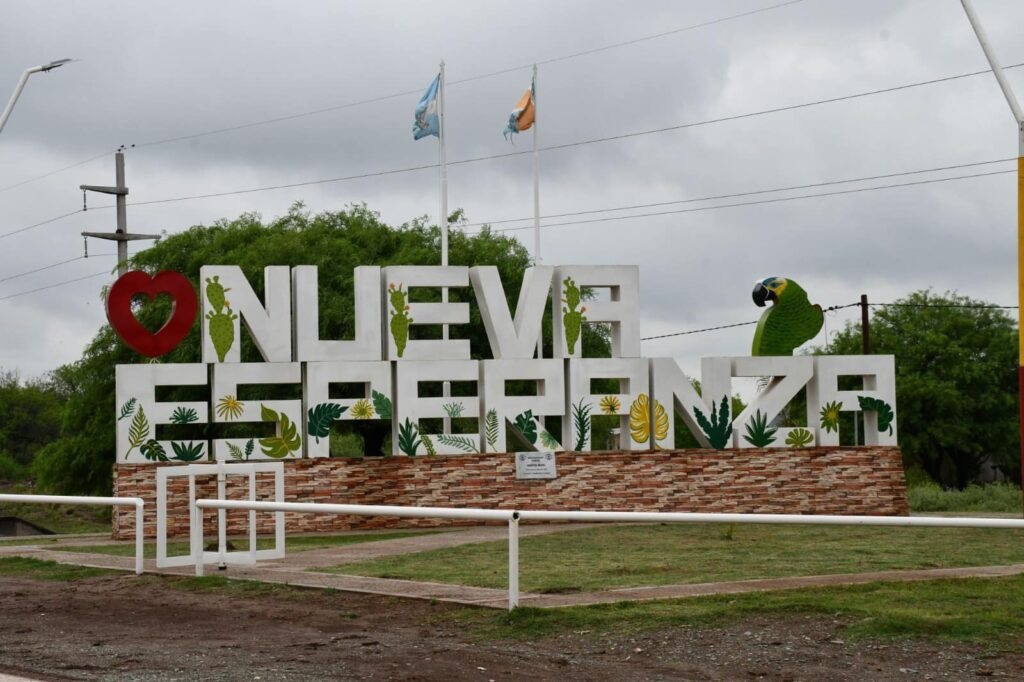 La denunció por abandono de su hija menor y por agredirlo al reclamarle que estuviera con otro