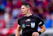 Nicolás Ramírez, el árbitro elegido para conducir la final entre Racing y Estudiantes en el Madre de Ciudades