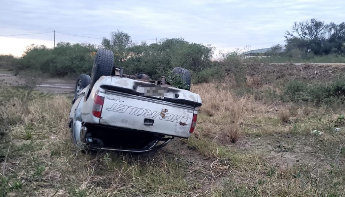Vuelco en la Ruta 34: un hombre que viajaba con su mujer y sus hijas permanece hospitalizado