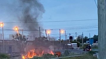 Preocupación por un incendio debajo del puente del Mamantula