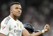Mbappé arribó a Yeda y Xabi Alonso define si será titular en la final