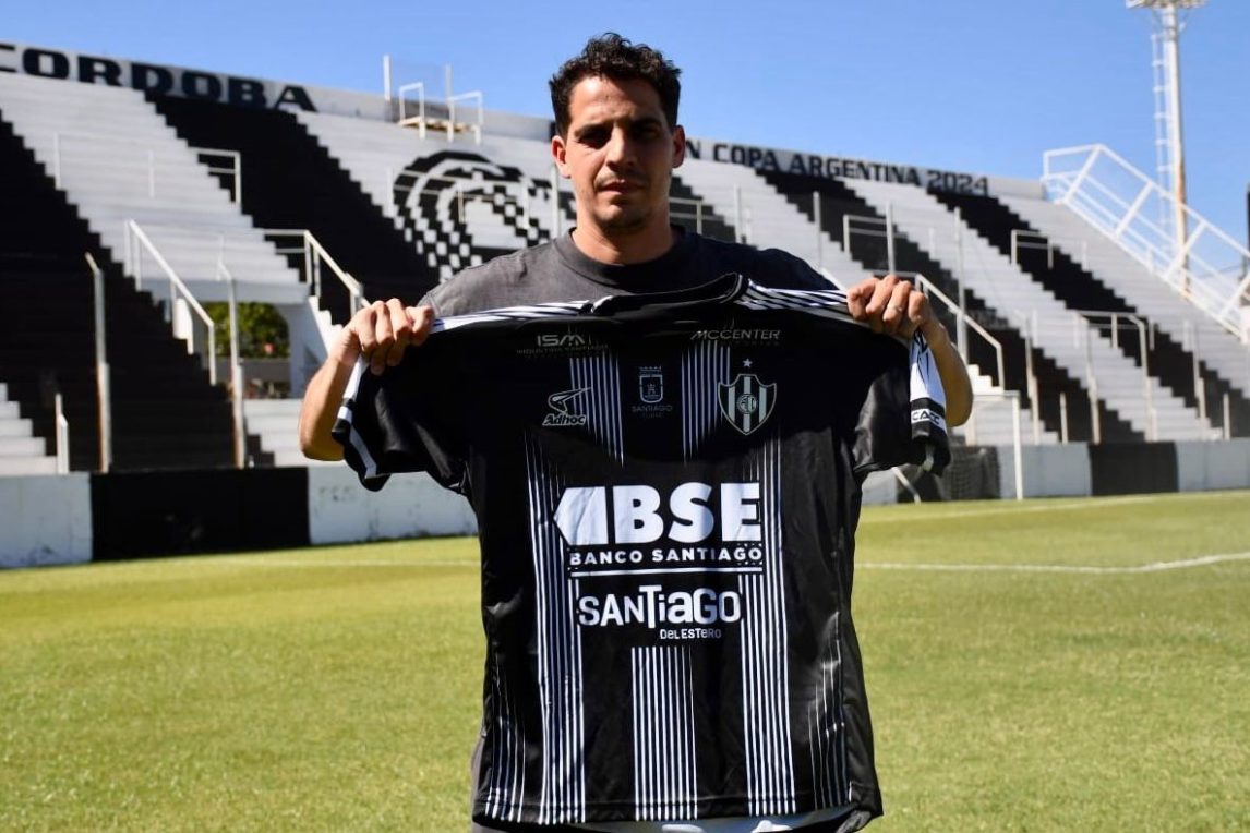 Alan Aguerre renovó su contrato con Central Córdoba hasta fines de 2026