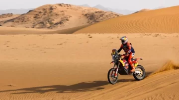 Luciano Benavides recuperó la punta del Dakar 2026 y promete un final apasionante en motos