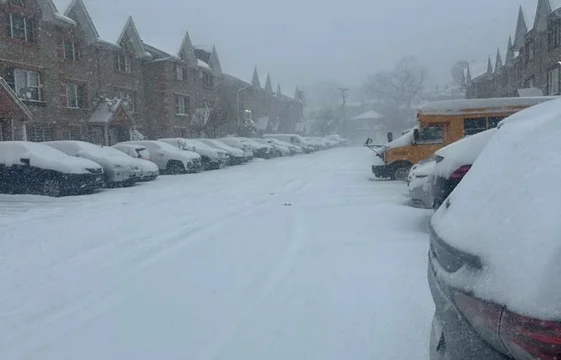 “Monstruosa” tormenta ártica en EE. UU.: 9 muertos y un millón de hogares sin luz
