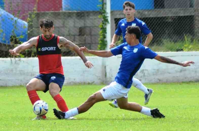 Con goles y buen juego, Güemes superó a la reserva de Atlético Tucumán