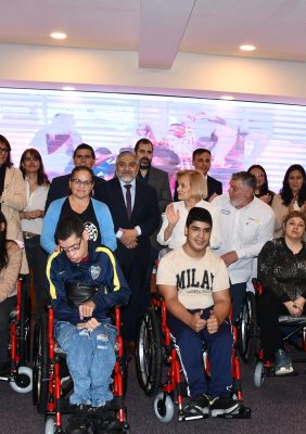 Unidos sobre Ruedas para Hacer el Bien