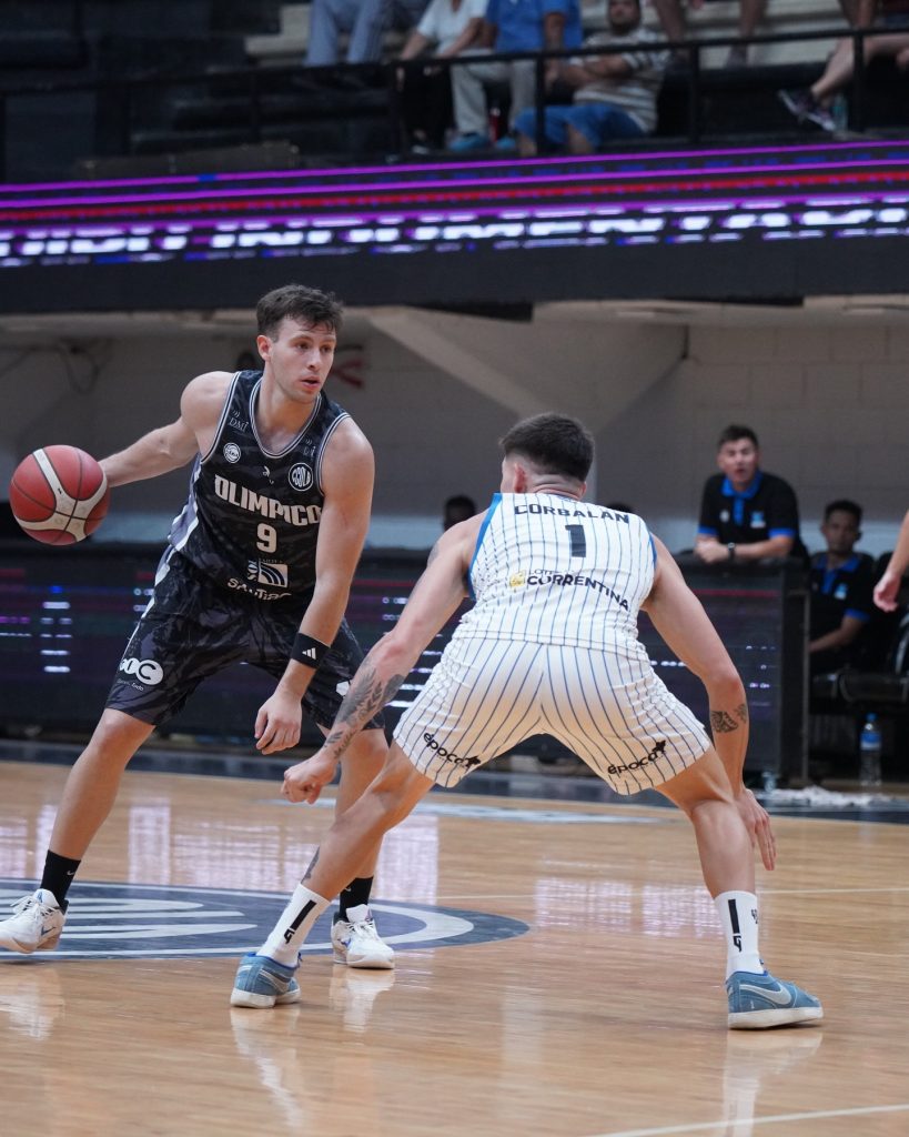 Olímpico se hizo fuerte en casa y venció a Regatas