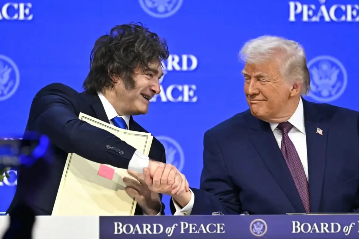 Milei endurece su postura con Venezuela: no reabrirá la embajada hasta que liberen a los argentinos detenidos