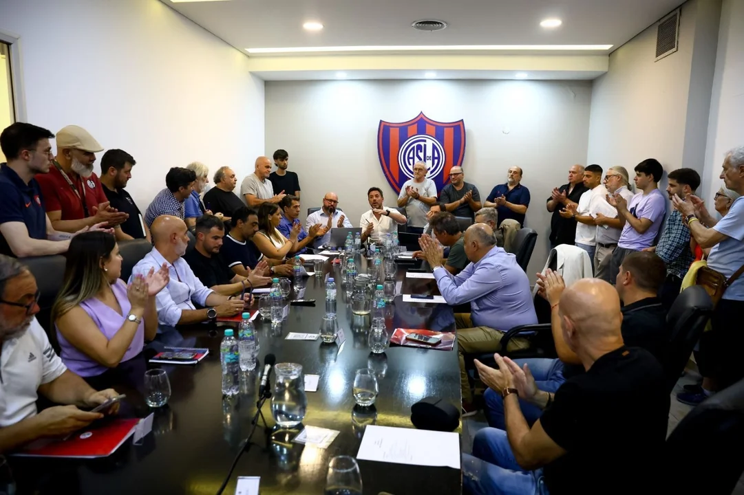 San Lorenzo comienza a levantar sus inhibiciones y ordena sus cuentas