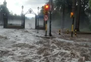 Un feroz temporal causó destrozos, inundaciones y dramáticos rescates en Mendoza