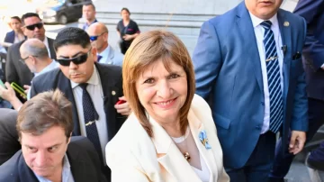 Patricia Bullrich desembarca en Mar del Plata para impulsar la Reforma Laboral en el Senado