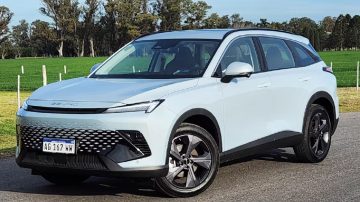 Malestar en el PJ bandeño por la promoción de autos chinos