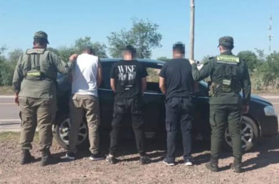 “Aduana paralela”: así operaba la banda de policías y gendarmes que extorsionaba a tours de compras