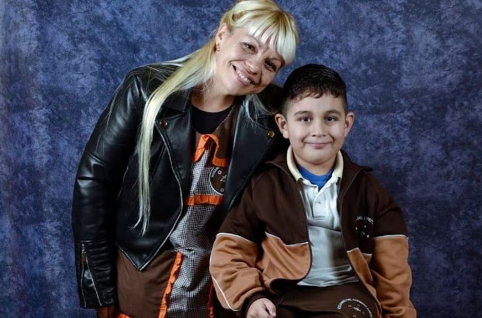 Tragedia en Recoleta: hallan muertos a una docente y a su hijo de 7 años en un hotel