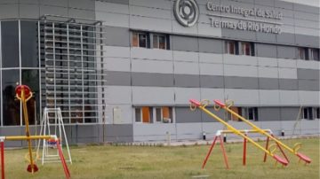 Salvó a su hijo de ser atropellado y hoy necesita la ayuda de todos