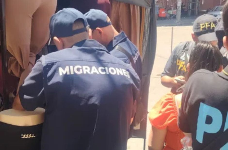 El debut del “ICE argentino”: tecnología biométrica y un control migratorio masivo