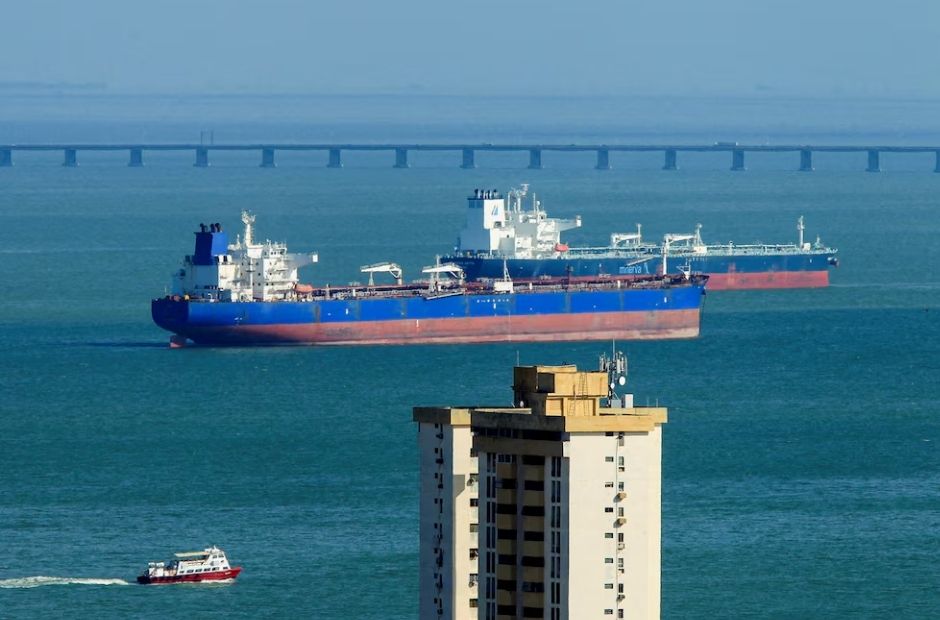 Una flota de 11 buques de Chevron navegan rumbo a Venezuela tras la caída de Maduro