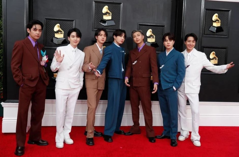 Furor por BTS: Confirman su regreso oficial y el ARMY santiagueño lanza el “Proyecto Morado” en el Fórum