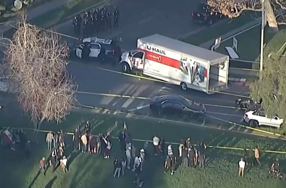 Los Ángeles: un camión avanzó sobre una multitud de manifestantes en una marcha contra el régimen iraní