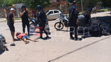 Terrible choque de motos en La Banda dejó tres heridos: dos de ellos son policías