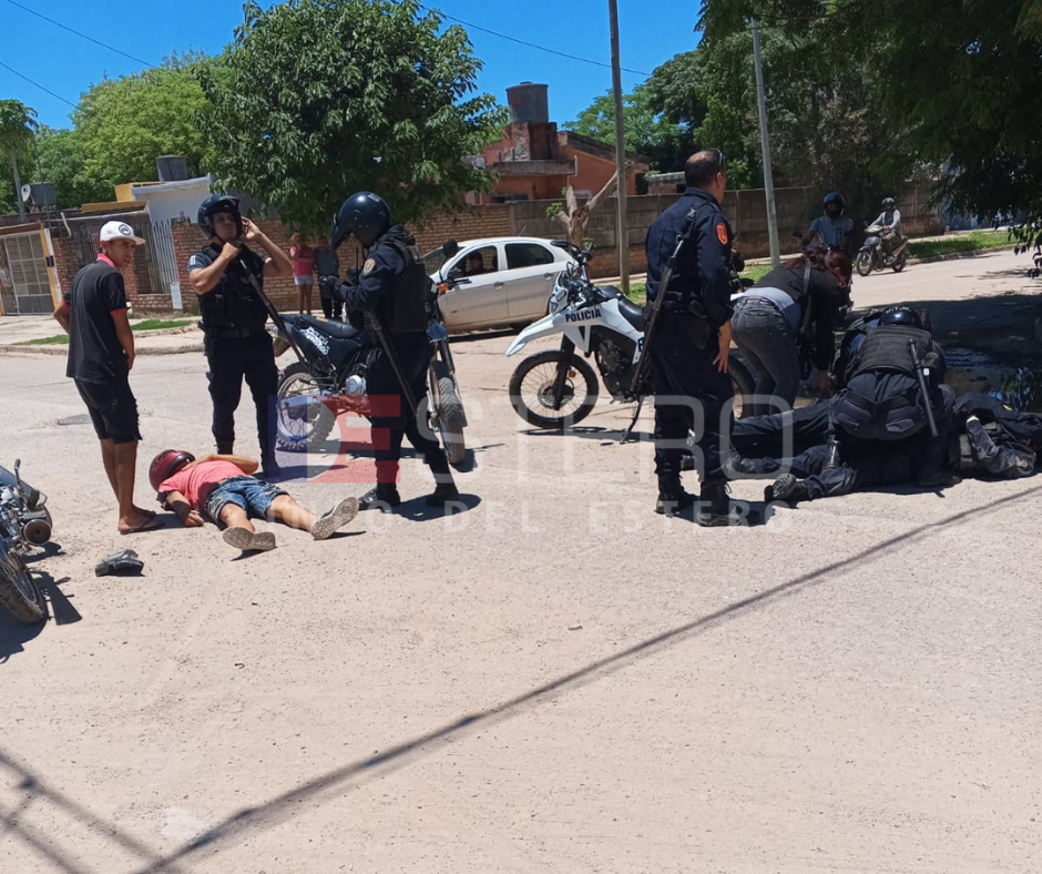 Terrible choque de motos en La Banda dejó tres heridos: dos de ellos son policías