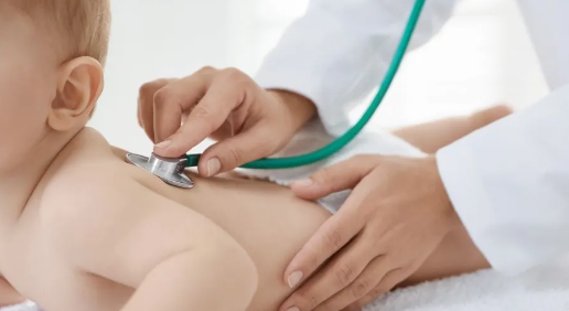 Siguen aumentado los casos de Coqueluche: ya se superó el pico máximo registrado en 2023