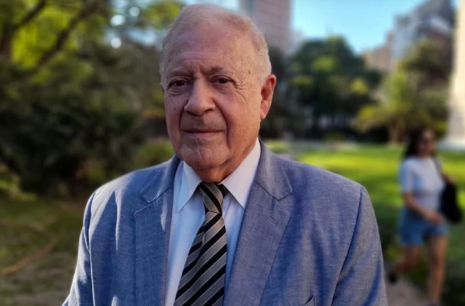 Hugo Pizzi recomendó “usar el barbijo en lugares cerrados” por el avace de la gripe H3N2