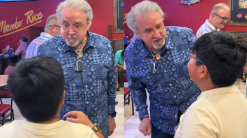 Polémica con Carlos Villagrán, el actor que interpreta a Quico: un niño le pidió una foto y él lo esquivó diciéndole “¿Ñoño eres tú?”